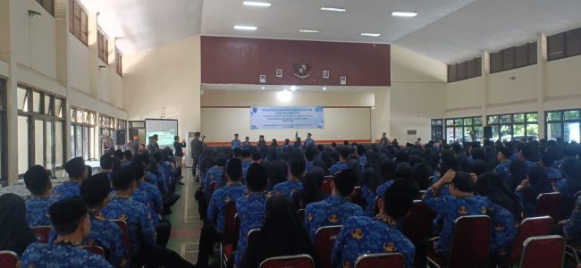 Pelantikan dan penyerahan 360 SK PPPK di Lingkungan Pemerintah Kota Depok Tahun Anggaran 2024 Pelantikan dan penyerahan 360 SK PPPK di Lingkungan Pemerintah Kota Depok Tahun Anggaran 2024